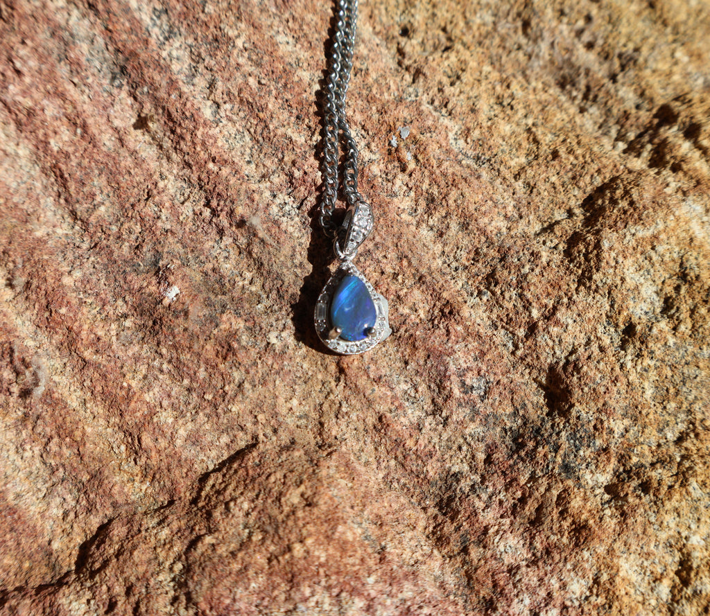 0.5ct Opal Pendant Necklace - Blue with Green Flash on Dark Base in 925 Silver